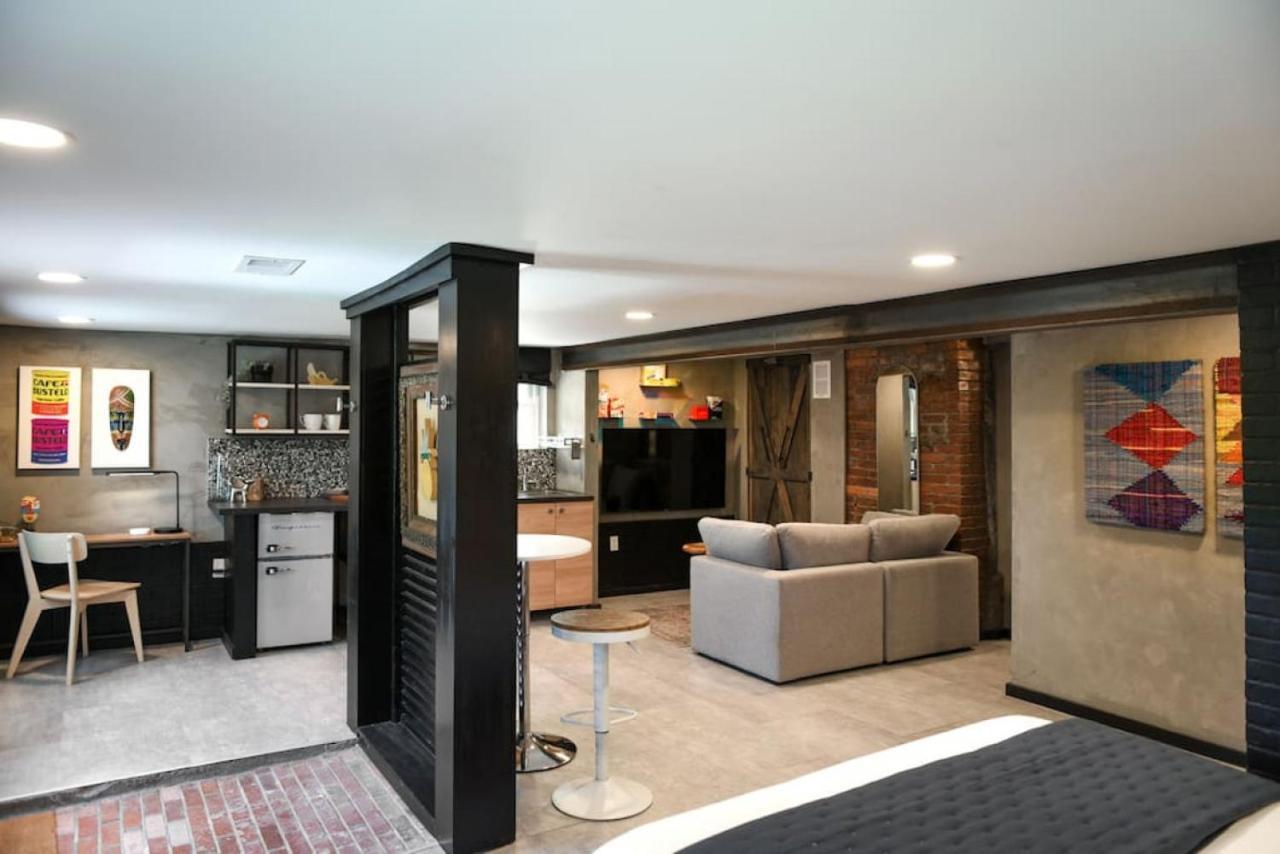 The Ridgway - 2 Apts In 1 - Great Privacy, Beautiful Space Pittsburgh Exterior photo